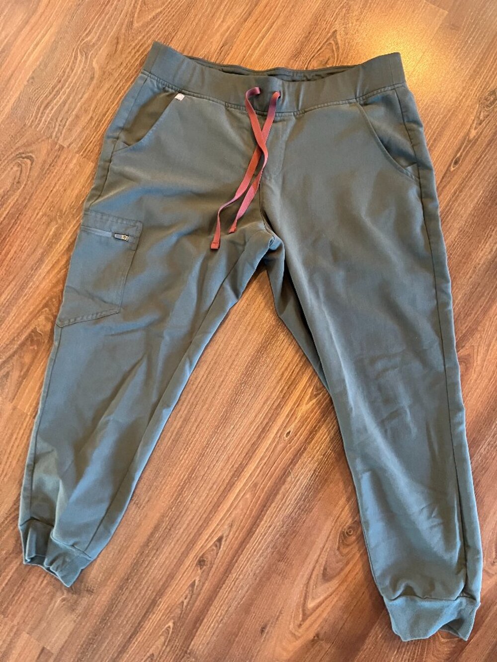 Figs Zamora Joggrs scrub pants